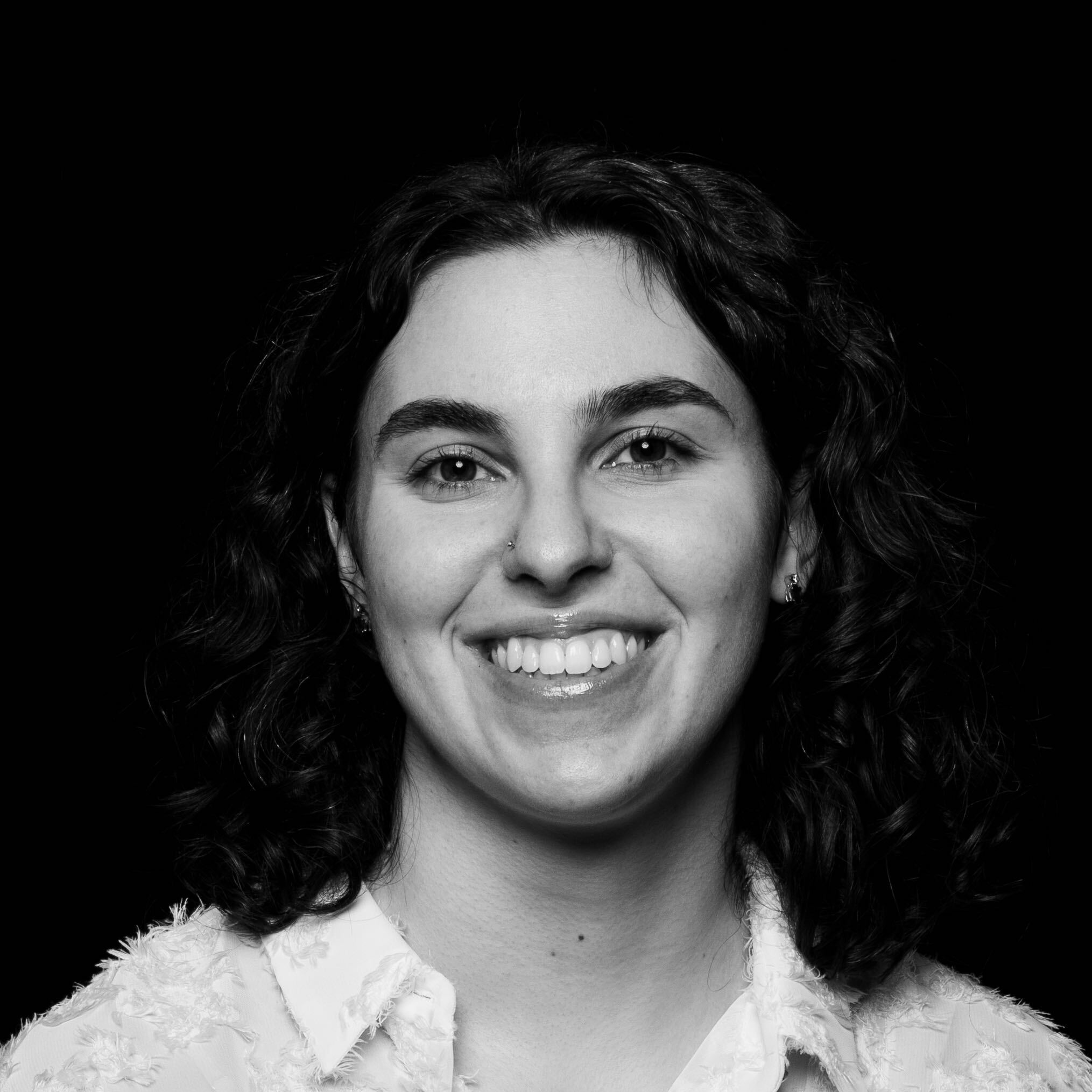 Headshot of Emine Yücel